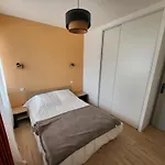 2 Avec Terrasse Et Garage Privatif Proche - Fr-1-92-940