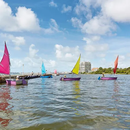 2 Avec Terrasse Et Garage Privatif Proche - Fr-1-92-940 * Les Sables-dʼOlonne