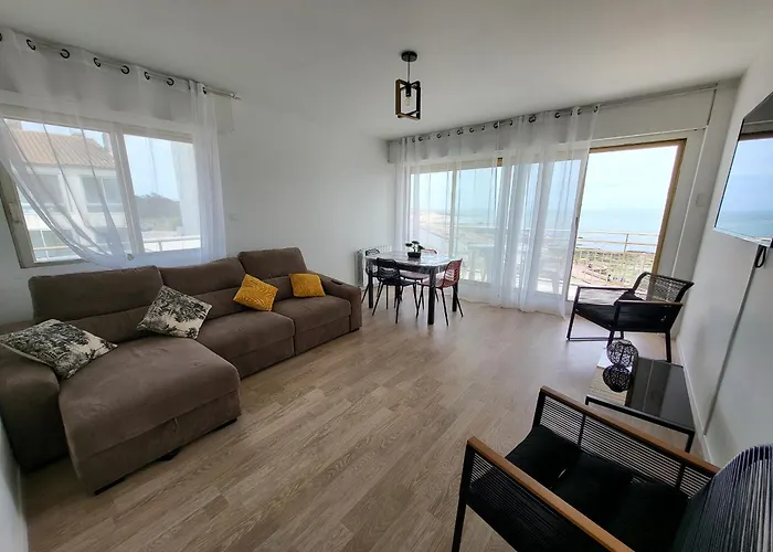 2 Avec Terrasse Et Garage Privatif Proche - Fr-1-92-940 דירה *